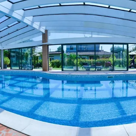 Comfort - Appartment - Pool * 卡斯特努沃德加尔达