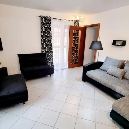 Apartmán Comfort - Appartment - Pool Castelnuovo del Garda
