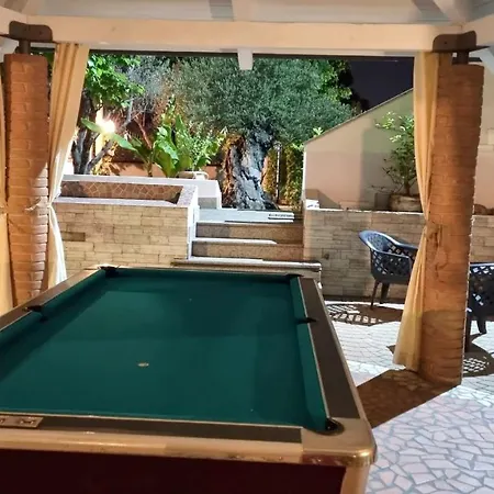Comfort - Appartment - Pool 公寓 *