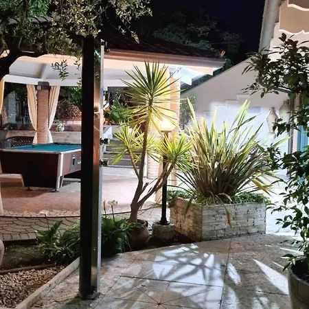 Comfort - Appartment - Pool 公寓